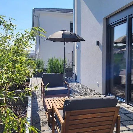 Schlossterrassen 8a Daire Pouch